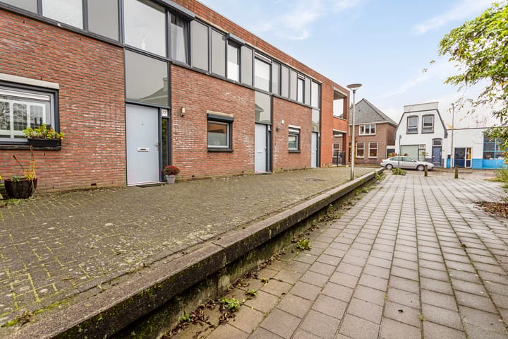 Foto 4 van Perikplein 77