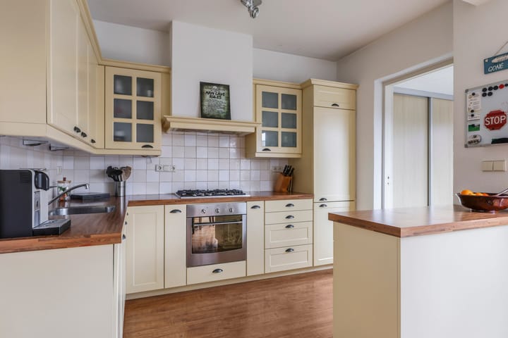 Foto 3 van Lotusstraat 4