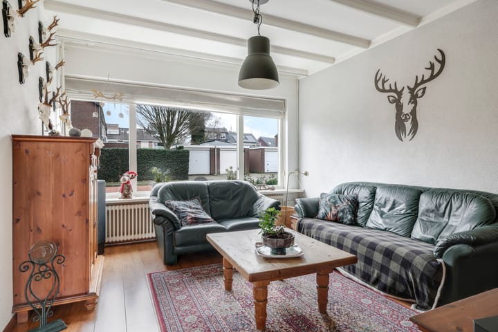 Foto 10 van Lotusstraat 4