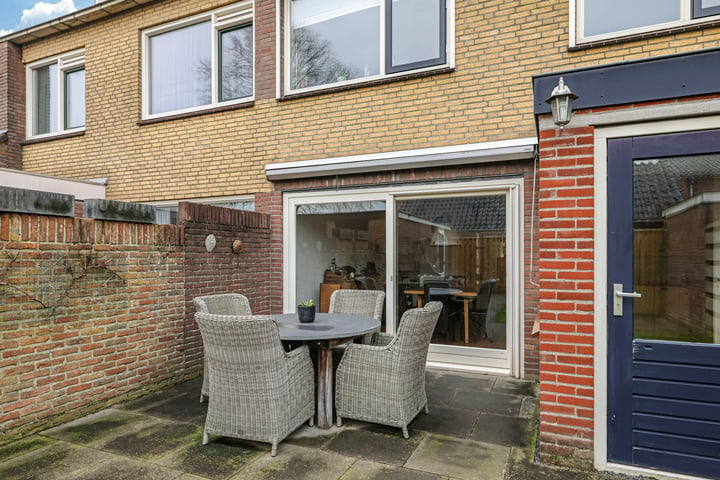 Bekijk foto 45 van Lotusstraat 4