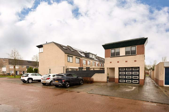 Foto 7 van Lange Voren 122