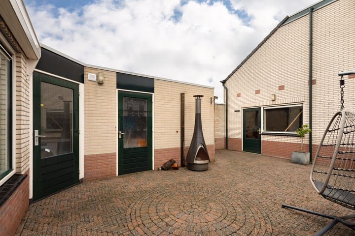 Foto 43 van Lange Voren 122