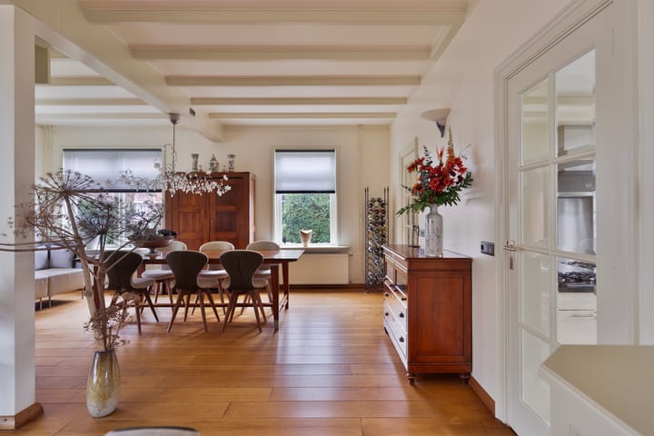 Foto 11 van Julianastraat 1