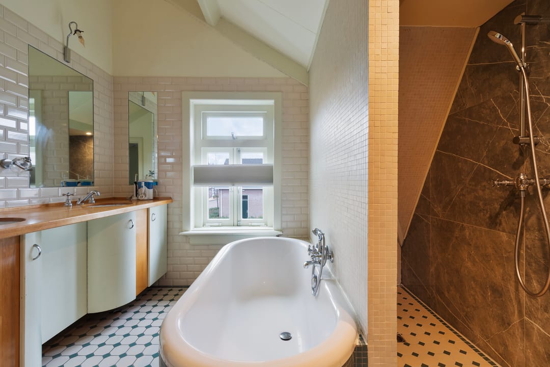 Foto 28 van Julianastraat 1