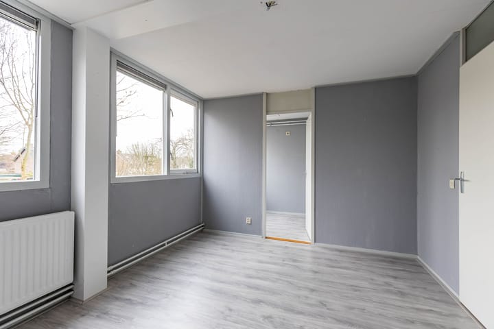 Foto 13 van Ten Oeverlaan 12