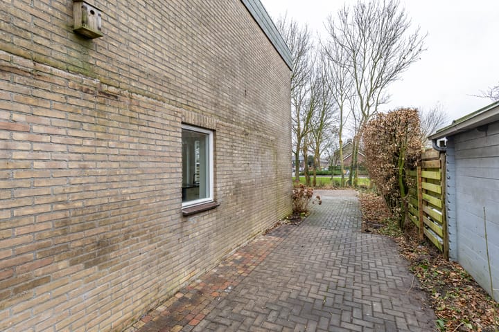 Foto 28 van Ten Oeverlaan 12