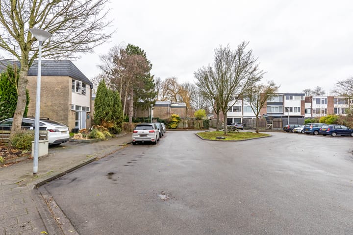 Foto 29 van Ten Oeverlaan 12