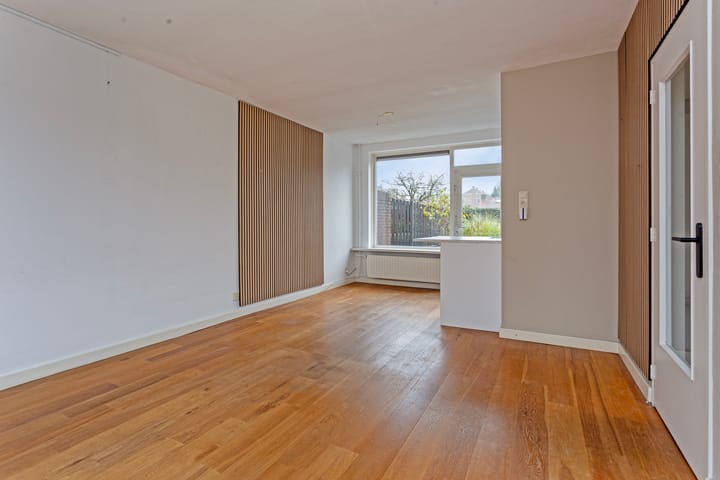 Foto 6 van Leeuwerikstraat 10