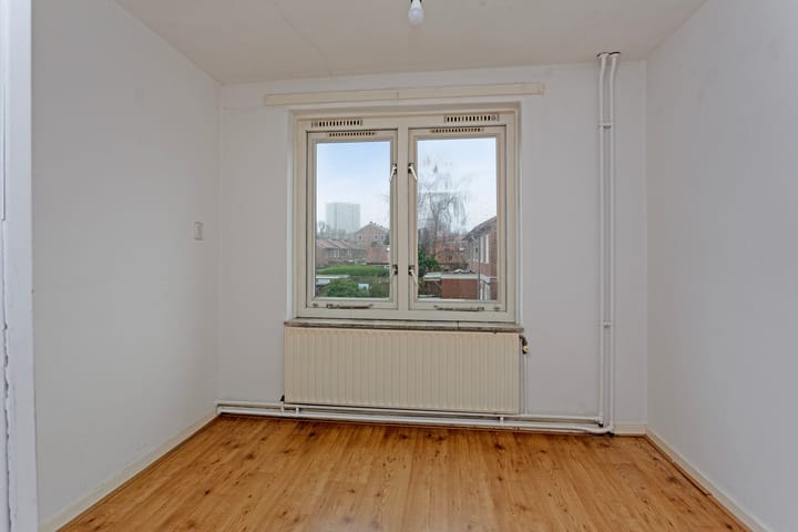 Foto 13 van Leeuwerikstraat 10