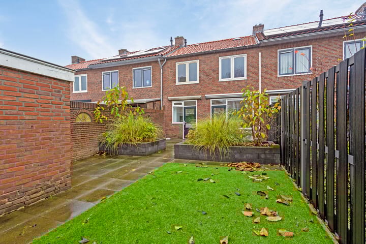 Foto 30 van Leeuwerikstraat 10