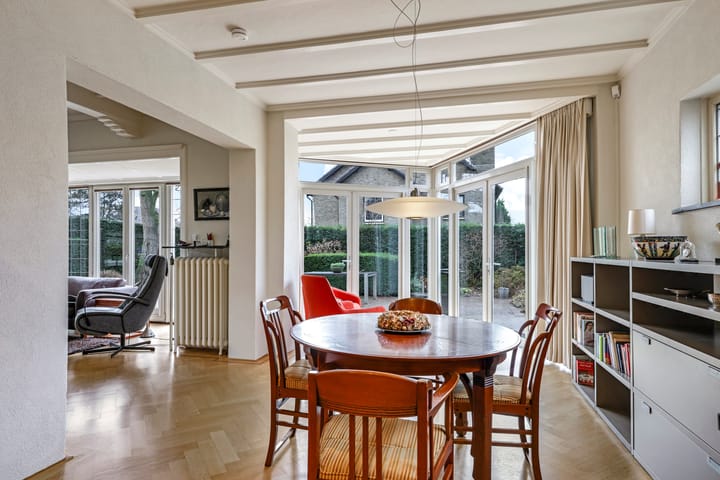 Foto 42 van Huijghenslaan 2