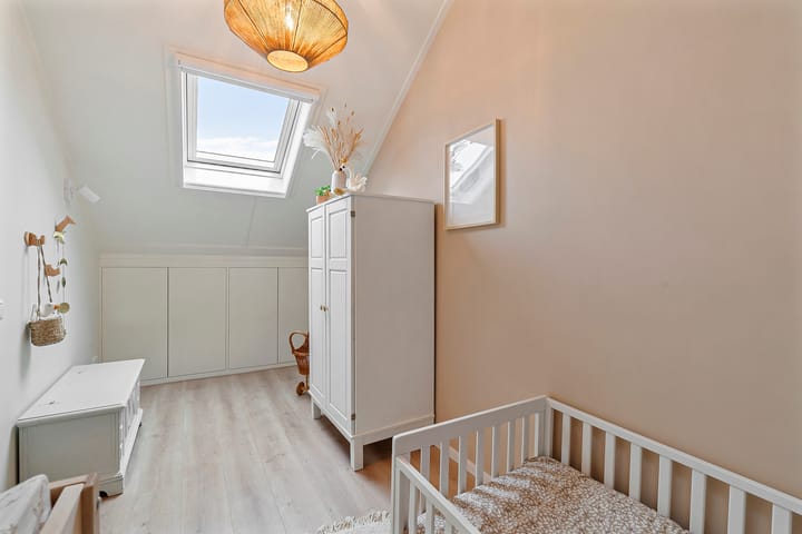 Photo 33 of Klaproos 13