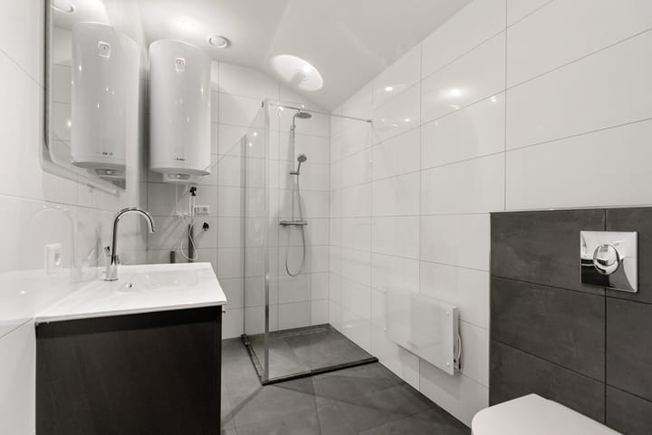 Foto 4 van van Ambestraat 4