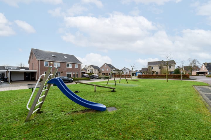 Foto 32 van Tureluur 2-A