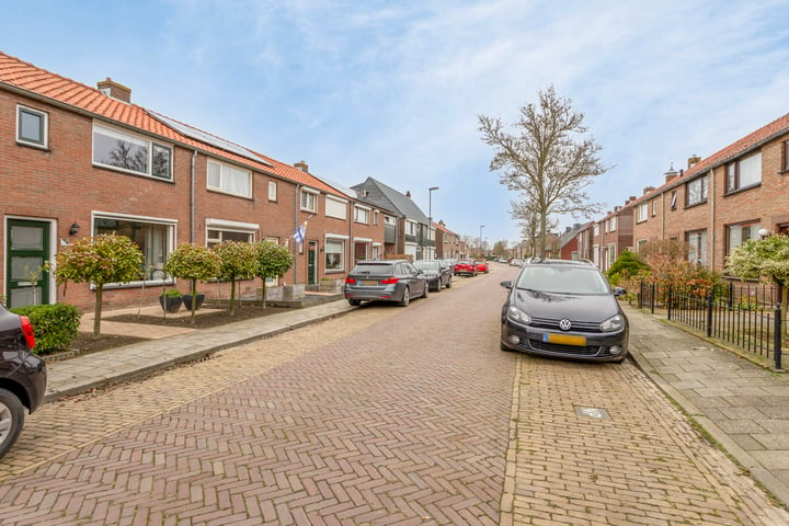 View photo 4 of Ambachtsstraat 27