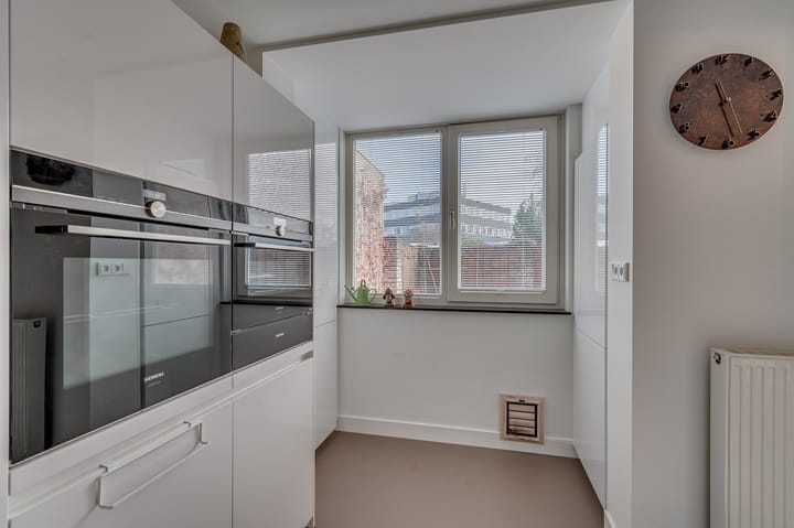 Foto 9 van Oranjestraat 49