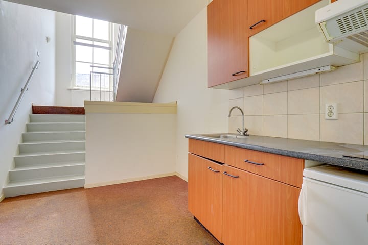 Foto 2 van Wittevrouwenstraat 8-K