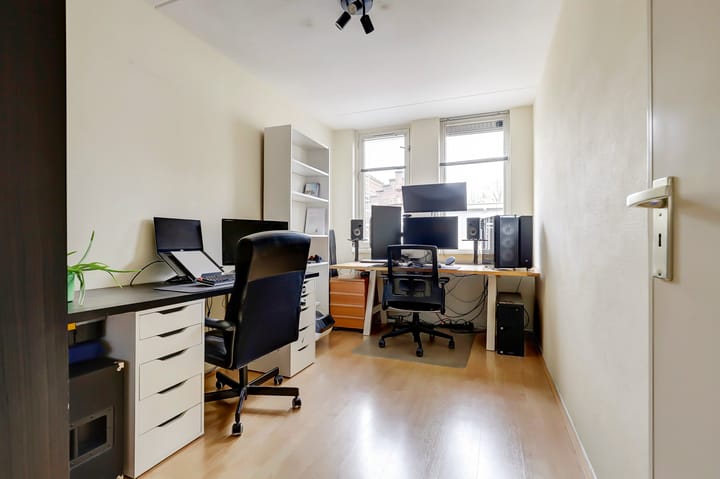 Foto 16 van Lange Noodgodsstraat 68