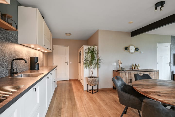 Foto 11 van Nauerna 47