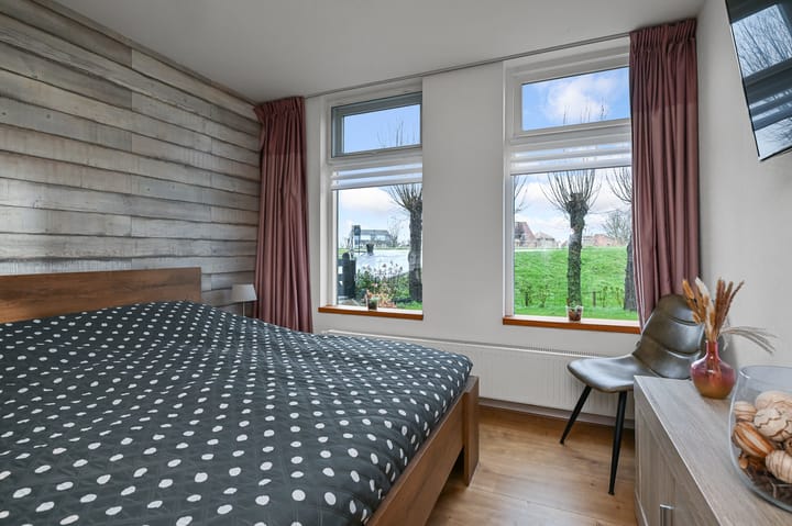 Foto 18 van Nauerna 47