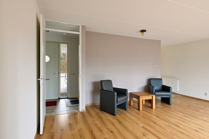 Foto 11 van Industrieweg 4