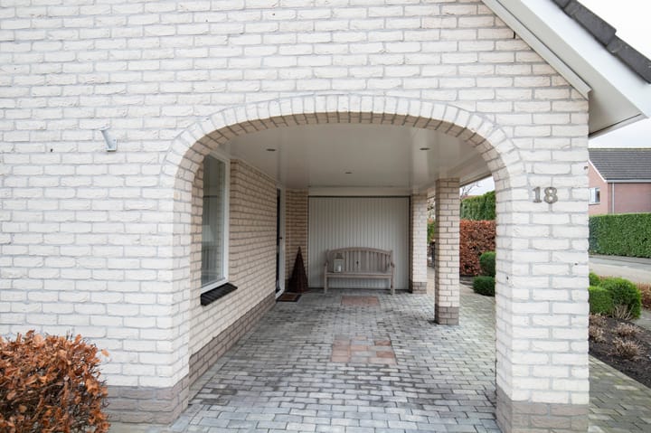 Foto 10 van Zicht 18