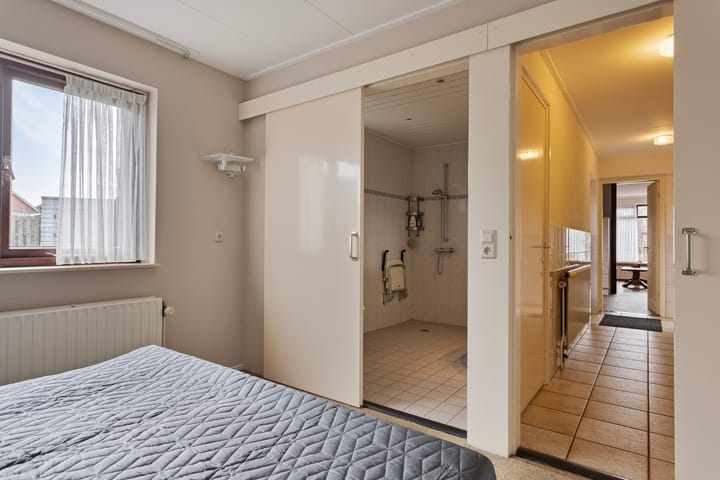 Foto 18 van Adriaan van Ostadestraat 18