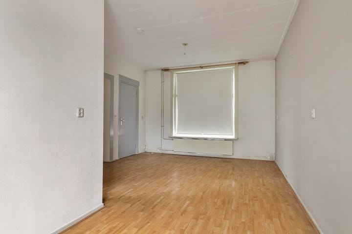 Foto 3 van Weimarstraat 2