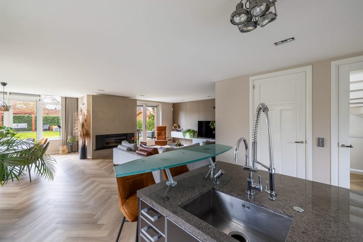 Foto 12 van Landfort 105