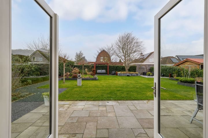 Foto 24 van Landfort 105