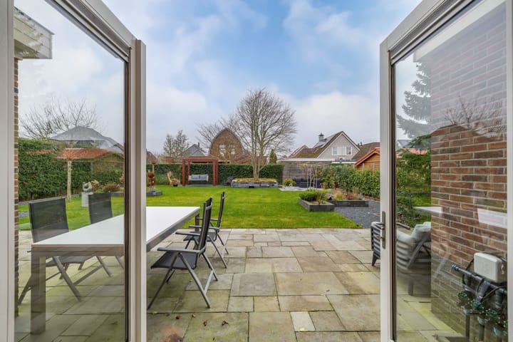 Foto 25 van Landfort 105