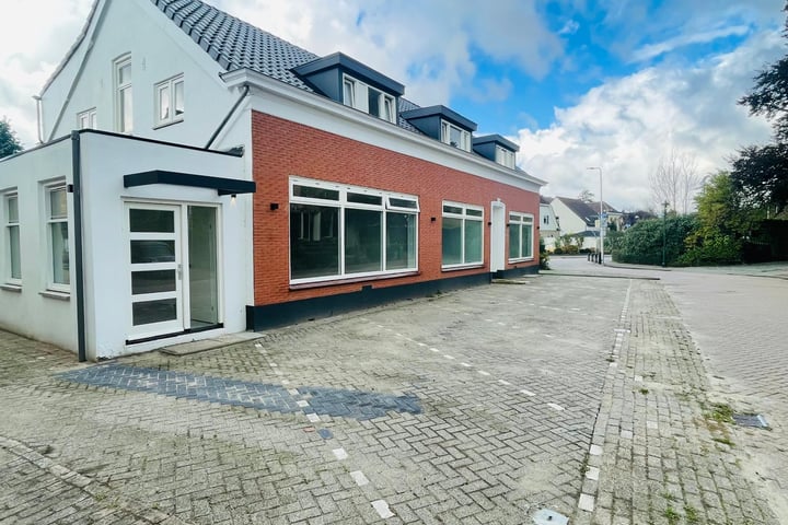 Bekijk foto 3 van Dorpsstraat 62