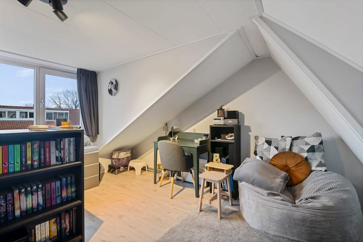 Foto 4 van Nicolaas Tulpstraat 10