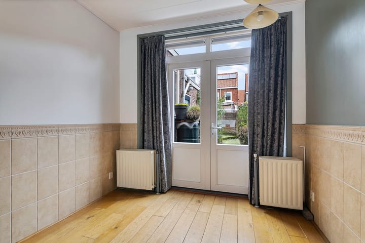 Foto 18 van Nicolaas Tulpstraat 10