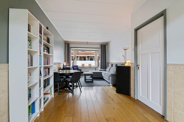 Foto 19 van Nicolaas Tulpstraat 10