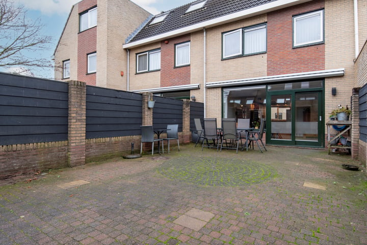 Bekijk foto 33 van Aardbeivlinderstraat 6