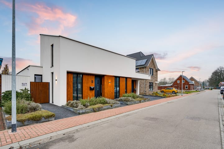 Foto 40 van Paulsstraat 5