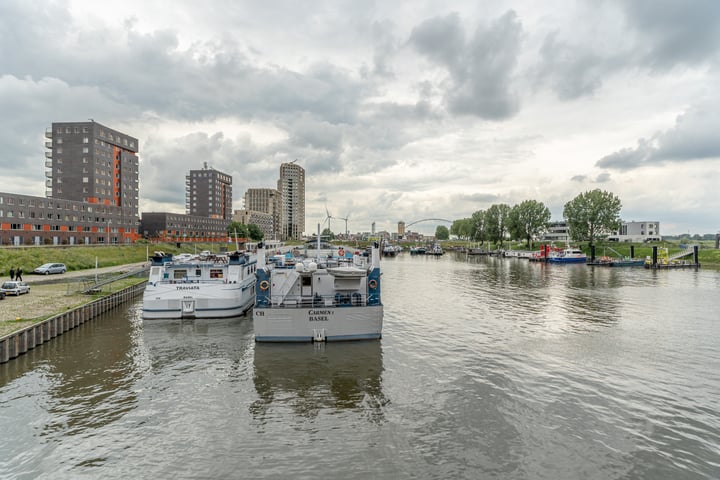 Bekijk foto 51 van Dokstraat 417