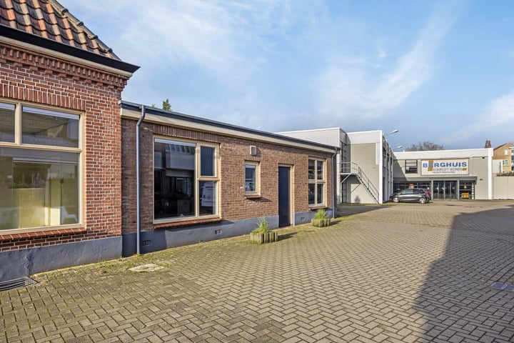 Bekijk foto 46 van Oerdijk 21