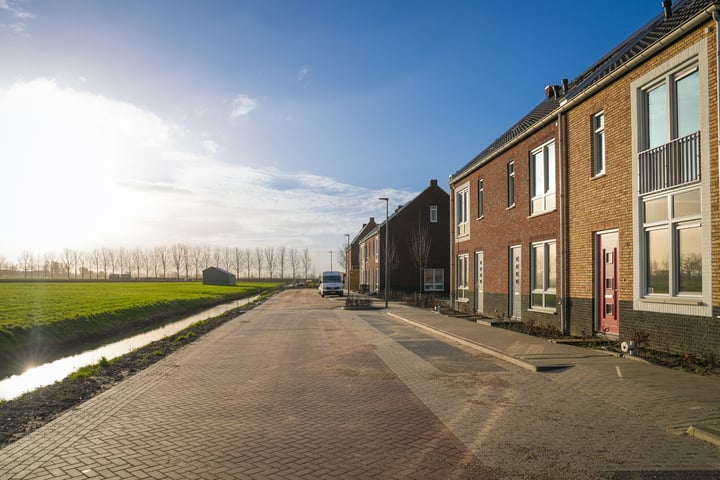 Bekijk foto 5 van Wilgenstraat 16