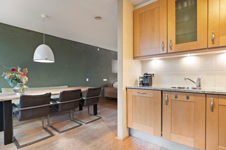 Foto 18 van Van Mirlaerstraat 1