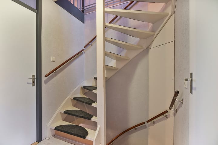 Foto 19 van Van Mirlaerstraat 1