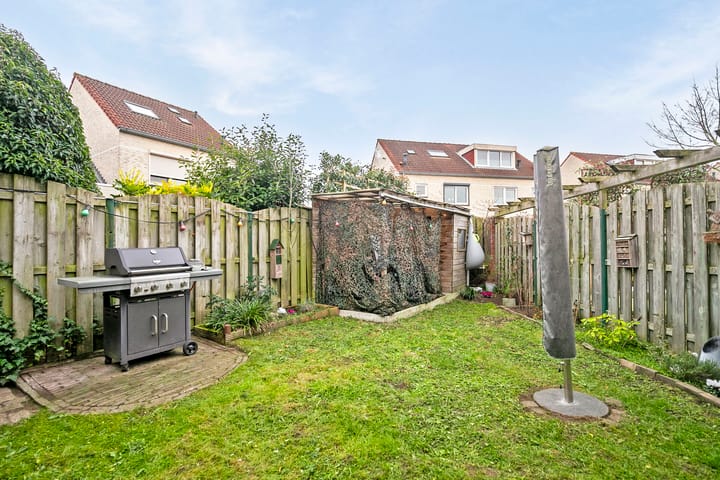 Foto 37 van Van Mirlaerstraat 1