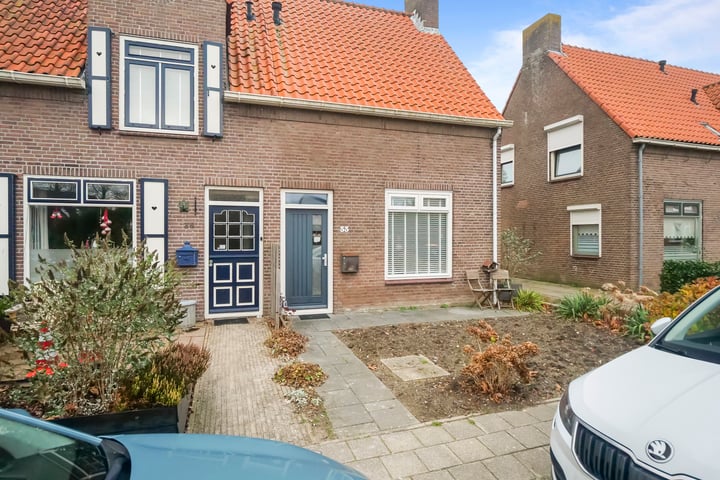 View photo 6 of Kerkstraat 33