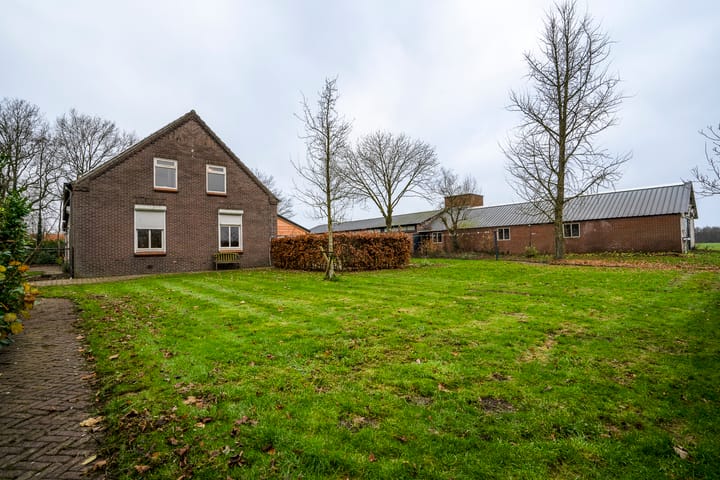 Photo 40 of Spekklef 16