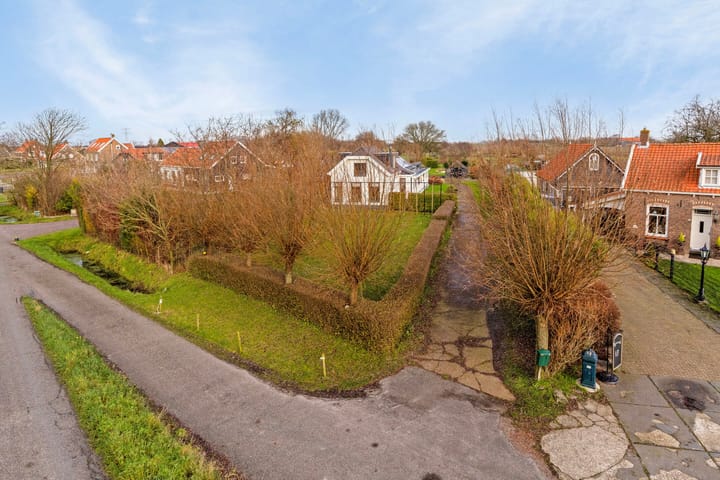 Foto 3 van Lewedijk 19