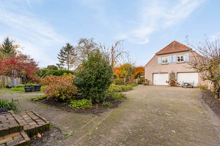 Foto 38 van Achterstraat 64