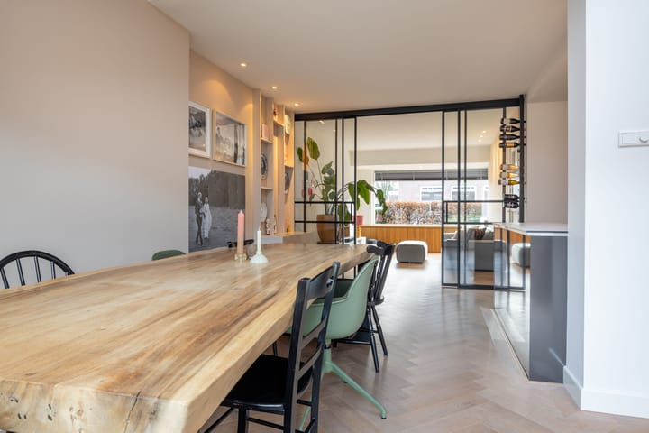 Foto 2 van Brederostraat 8