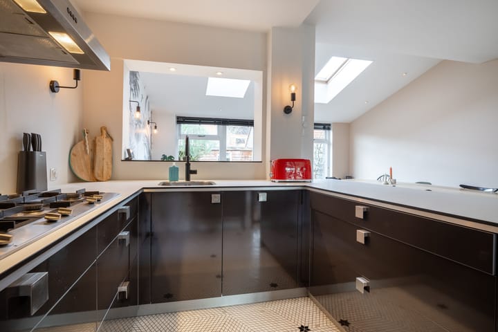 Foto 15 van Brederostraat 8