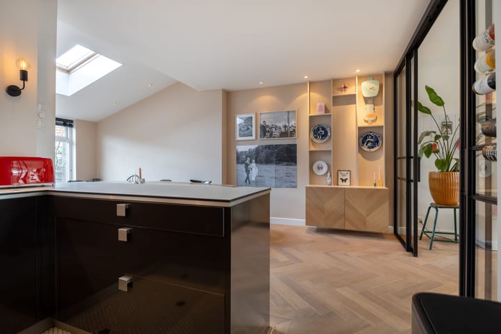 Foto 16 van Brederostraat 8